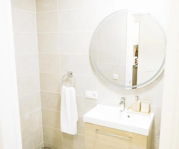 Club By Grupo Compostelana 3 아파트